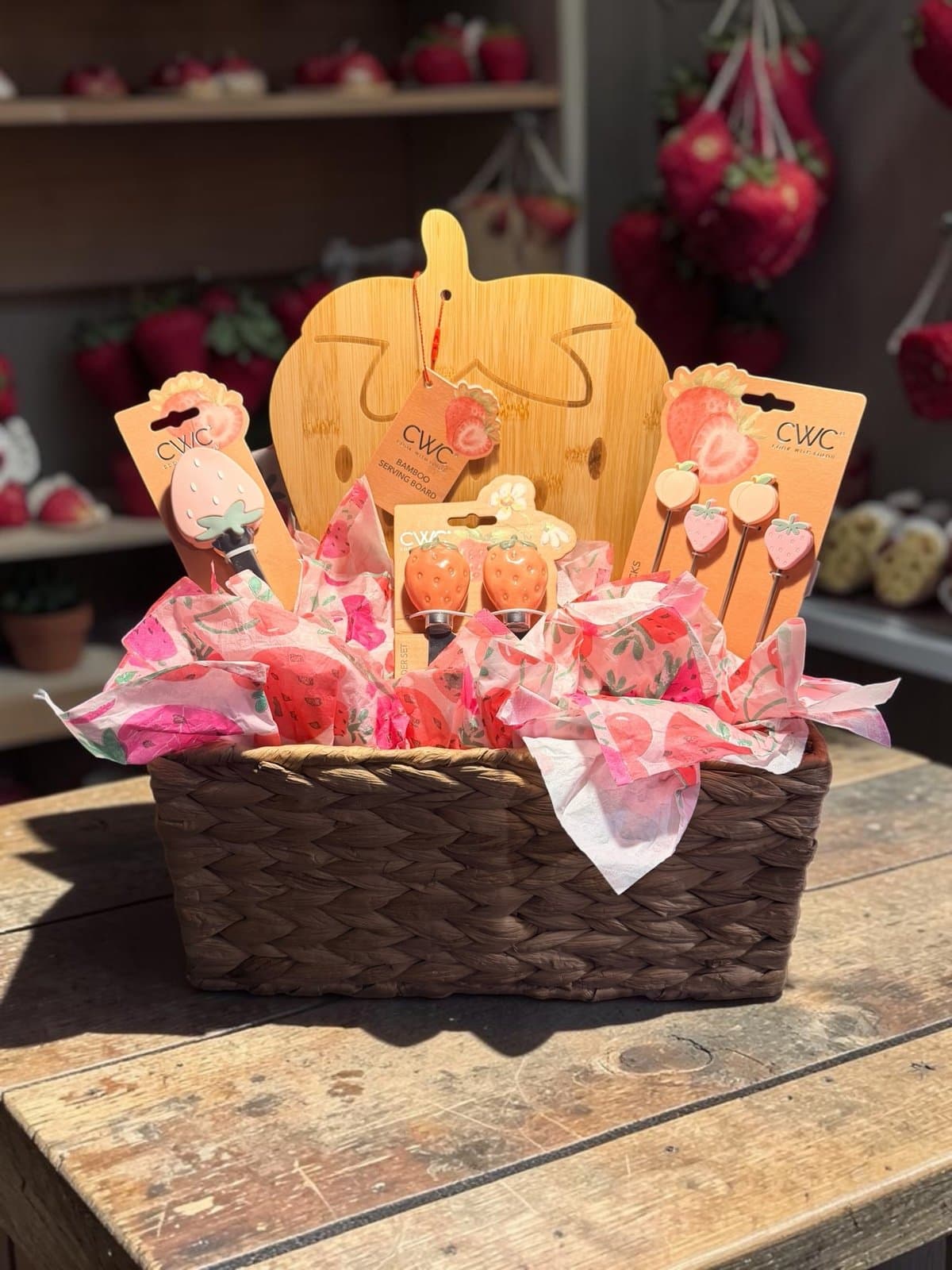 Berry Delight Gift Basket - Thumbnail 2