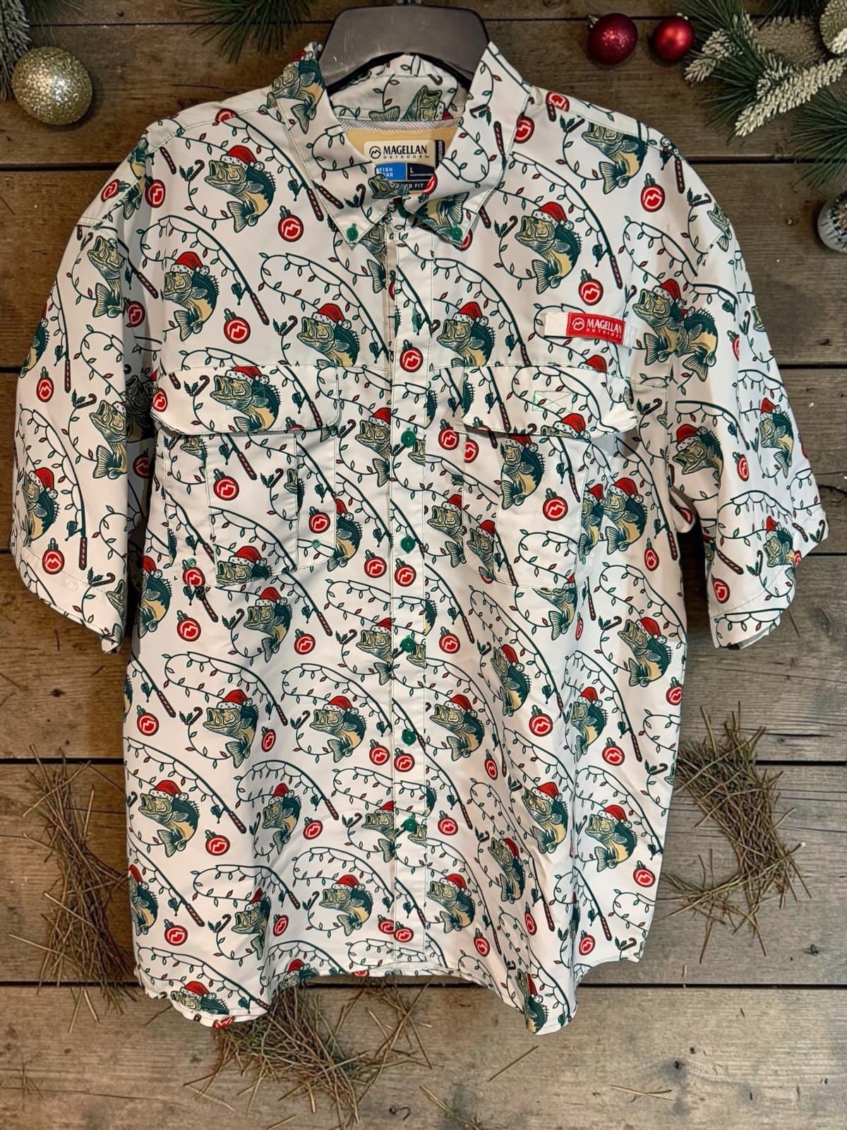 Magellan Christmas Fishing performance shirt - Thumbnail 2
