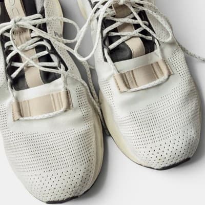 On Cloudnova Women's Sneakers White Sand Colorway Size 7.5 Running Shoes - Thumbnail 4