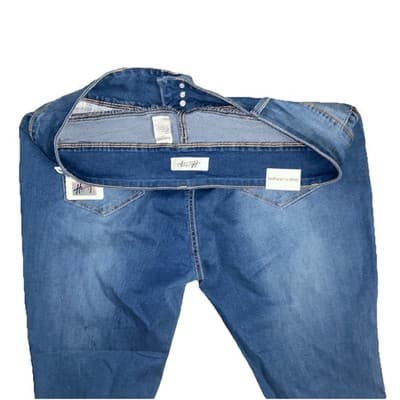 Hailey Women's Jeans Sz/22 Skinny Stretch LA Designs - Thumbnail 7