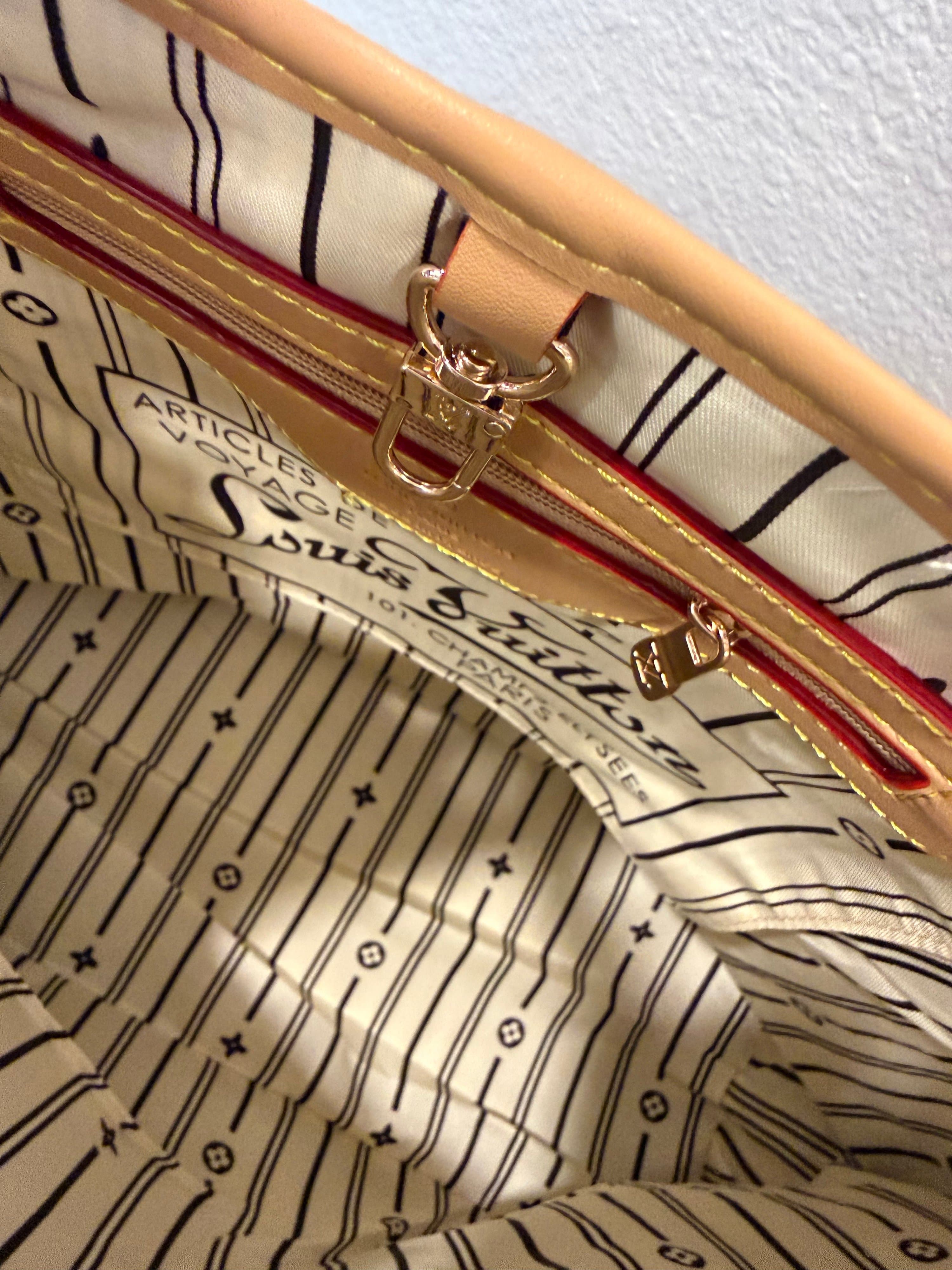 Louis Vuitton Damier Azur Neverfull MM Tote with Pouch - Thumbnail 2