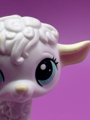 McDonald’s Happy Meal Toy Littlest Pet Shop Hasbro White Lamb Sheep Figure - Thumbnail 4