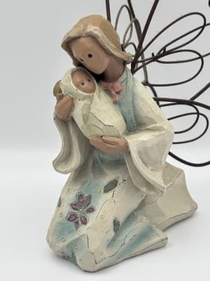 Rustic Kneeling Angel Fairy Cradling Baby Resin Wire Wings Folk Art Mother's Day - Thumbnail 2