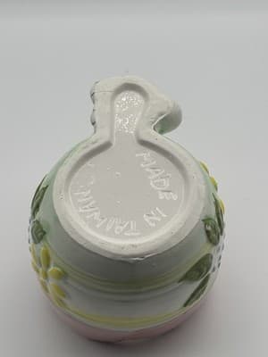 Easter Bunny Rabbit Holding Planter Candy Dish Ceramic Made In Taiwan - Thumbnail 11