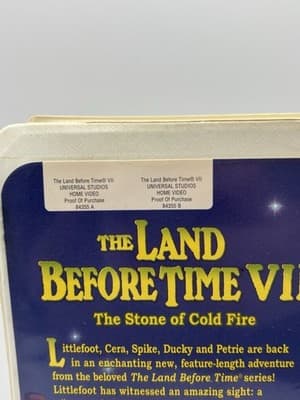 The Land Before Time VII: The Stone of Cold Fire (VHS Clamshell, 2000) (T12) DVD - Thumbnail 2