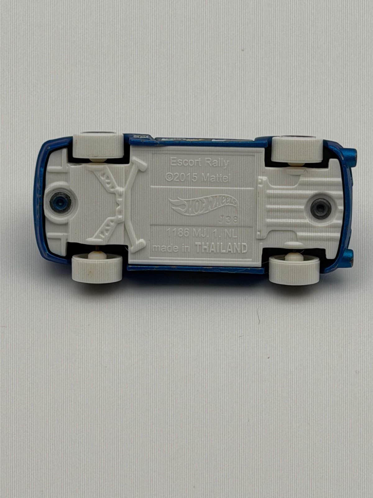 2017 Hot Wheels FORD ESCORT RALLY ~ Snow Stormers ~ Blue ~ Diecast 1/64 - Thumbnail 5