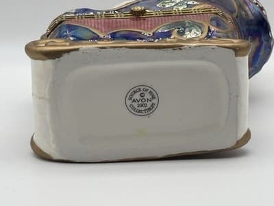 Vintage Avon Santa Sleigh Sled Porcelain Trinket Box Christmas 6.5” 5.5” (2002) - Thumbnail 7