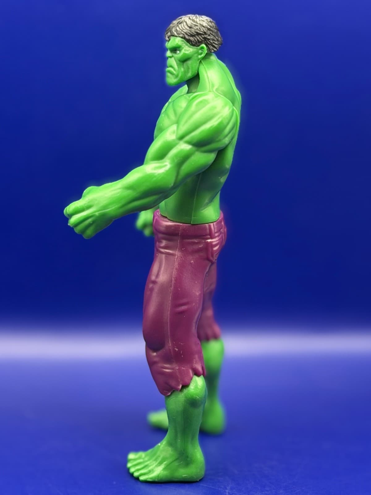 Vintage 1993 Toy Biz Marvel Super Heroes Hulk Loose Action Figure Purple Pants - Thumbnail 2