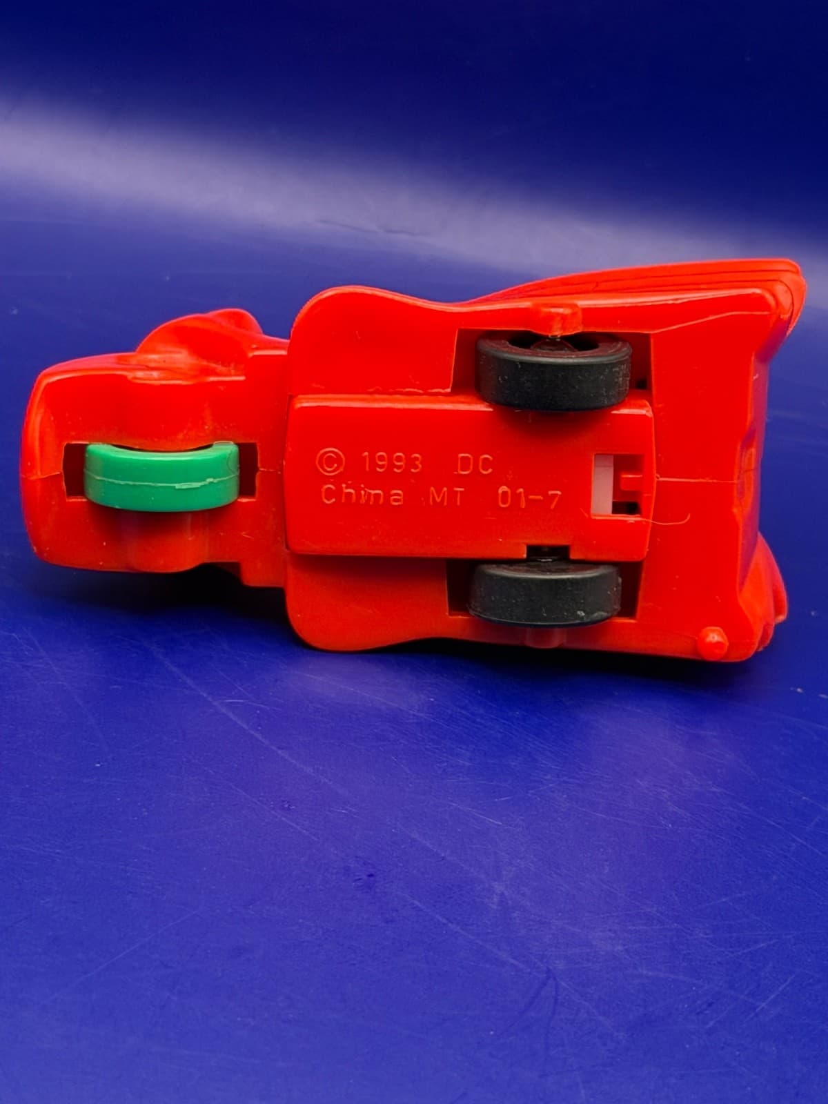 Vintage 1993 McDonalds Batman Animated Series Robin Red Motorcycle Toy - Thumbnail 2