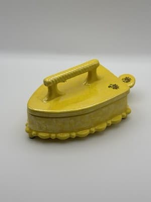 Vintage Yellow Iron Shaped Soy Candle Wood Wicks Handmade One Of A Kind - Thumbnail 7