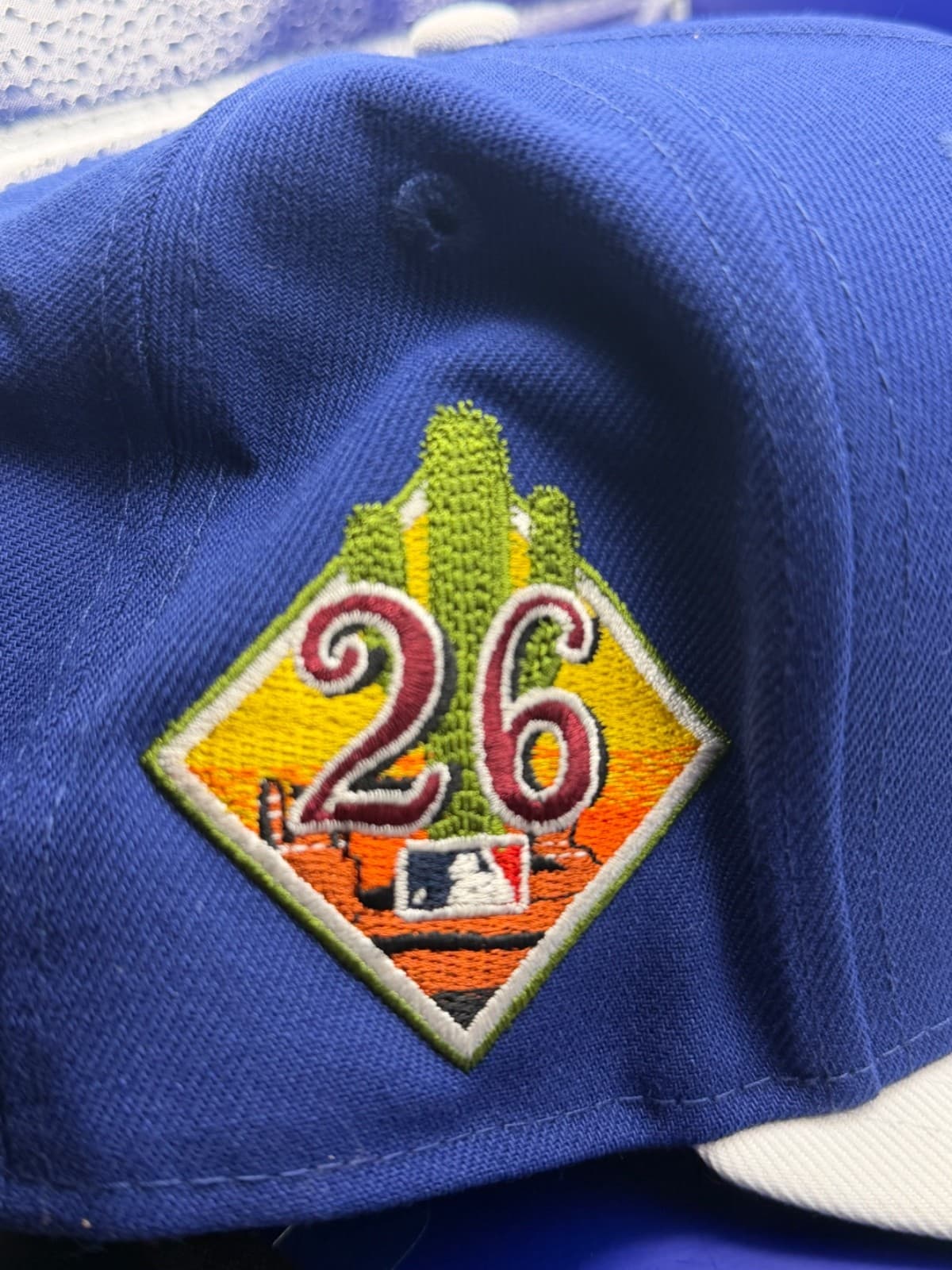 New Era LA Dodgers 2026 Spring Training 59FIFTY Fitted Hat Size 8 Floral - Thumbnail 4