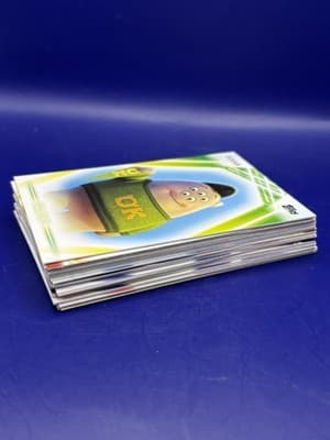 TOPPS DISNEY NEON 2026 25 CARD Base BUNDLE LILO Stitch - Thumbnail 3