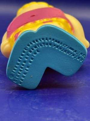 FRED FLINTSTONE BARNEY Vintage 1990 Hanna Barbera Lifeguard Beach Rubber Figures - Thumbnail 12