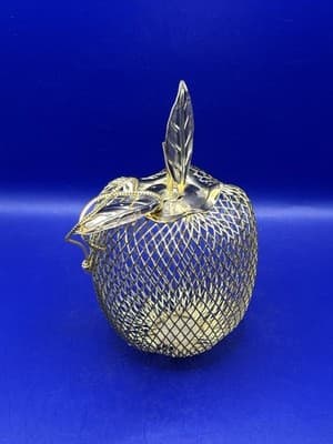 Gold Tone Wire Mesh Metal Apple Home Decor Ornament Potpourri Holder - Thumbnail 4