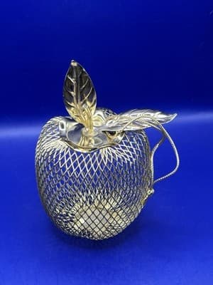 Gold Tone Wire Mesh Metal Apple Home Decor Ornament Potpourri Holder - Thumbnail 2