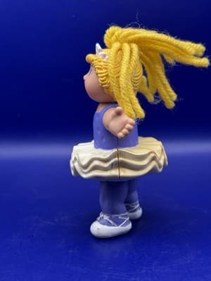 Vintage McDonalds Cabbage Patch Kids Christmas Lot 4 Angel Elf Soldier Dancer - Thumbnail 3