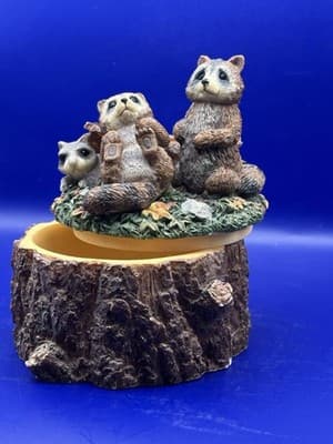 Lou Rankin Raccoon Jewelry/trinket Box. Special Edition “Fun Filled Memories” - Thumbnail 2