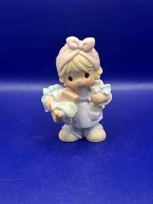 Precious Moments A Mother's Job is Never Done Figurine 2000 Lic. Enesco 829269 V - Thumbnail 2