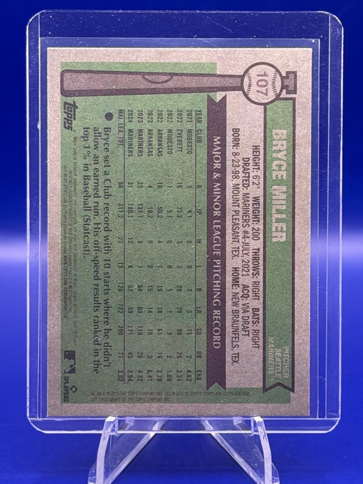 2025 Topps Heritage Bryce Miller #107 Light Purple Border Mariners - Thumbnail 2