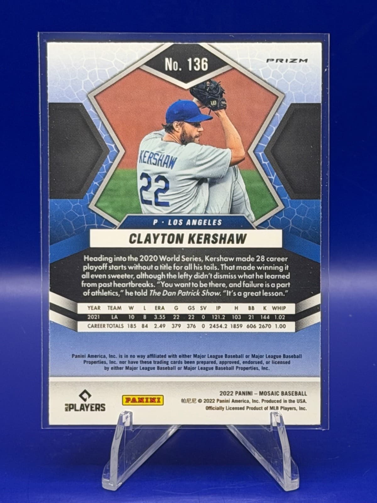 2022 Panini Mosaic - Clayton Kershaw #136 Blue Camo Mosaic Prizm - Thumbnail 2
