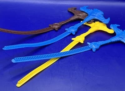 Lot of 4 Beywarriors Steel Beyblade Bey Warriors Battle Hasbro 4 Launchers - Thumbnail 2