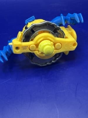 Lot of 4 Beywarriors Steel Beyblade Bey Warriors Battle Hasbro 4 Launchers - Thumbnail 15