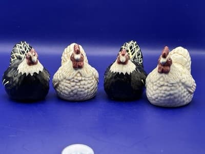 Warren Kimble HENNY PENNY mini salt & pepper shakers 4 PCS SET Black Ivory - Thumbnail 2