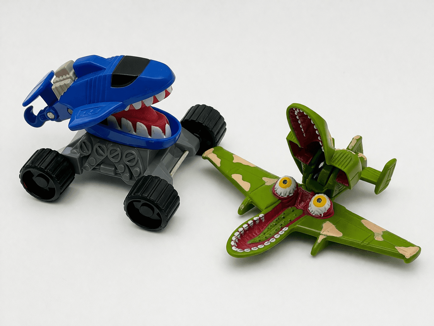 Vintage McDonalds Hot Wheels Attack Pack Shark Battle Bird Lot 1993 1994