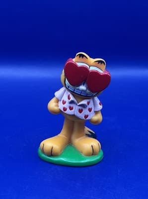Sweet PAWS GARFIELD Vinyl Rubber PVC Figure VALENTINES DAY Heart Glasses Shirt V