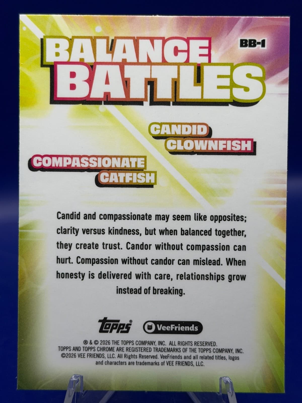 2026 Topps Chrome VeeFriends Balance Battles BB-1 Clownfish Catfish - Thumbnail 2