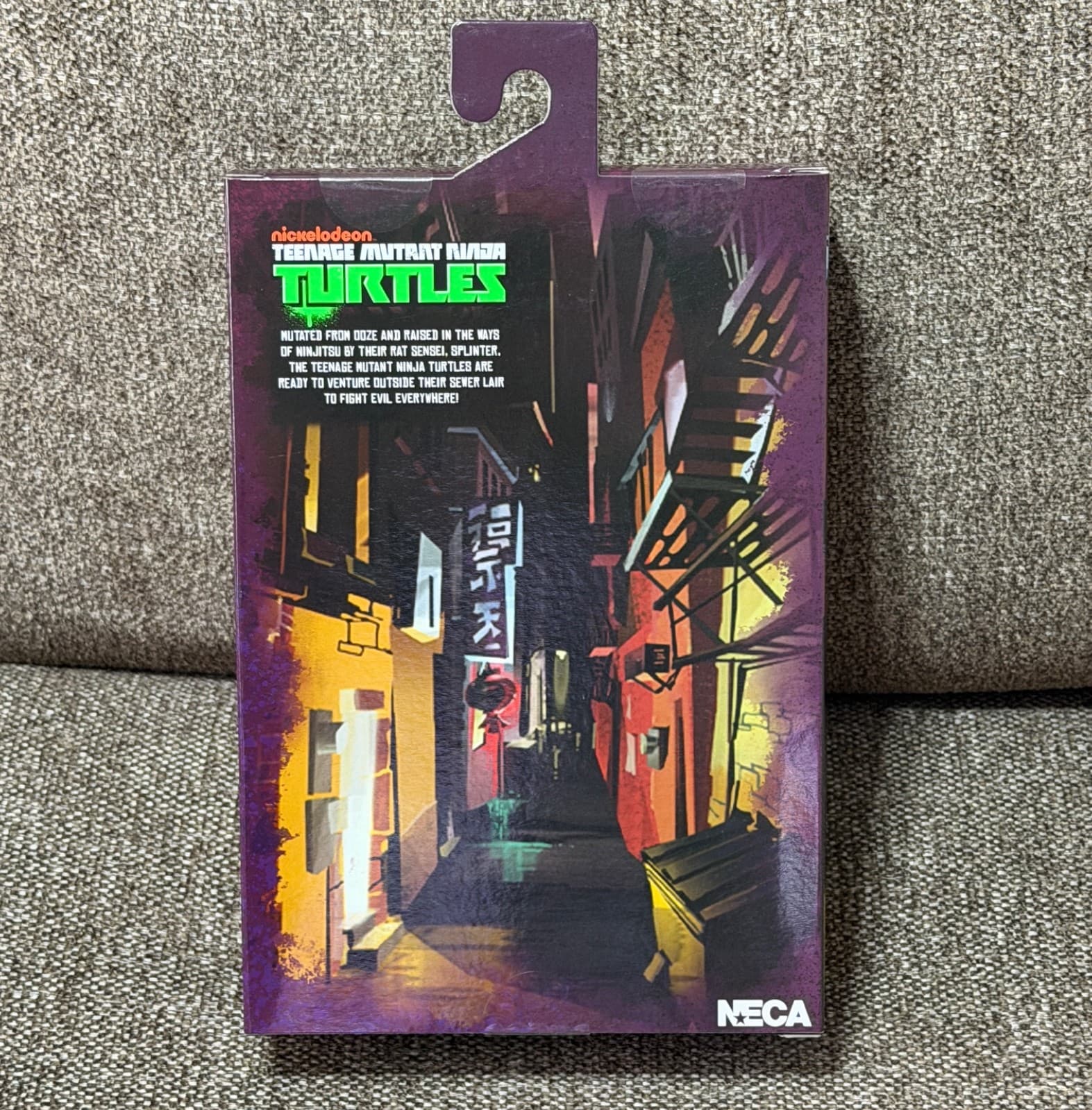 NECA TMNT 2012 Ultimate Shredder Figure Nickelodeon Sealed In Box - Thumbnail 3