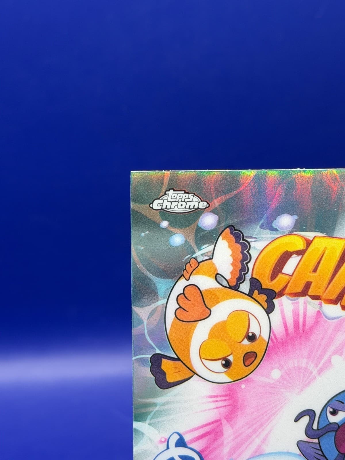 2026 Topps Chrome VeeFriends Balance Battles BB-1 Clownfish Catfish - Thumbnail 3