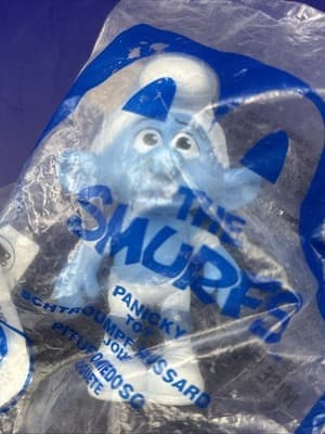McDonalds' Happy Meal Toys The Smurfs Panicky from 2011 NIP# 16-cake Topper - Thumbnail 3