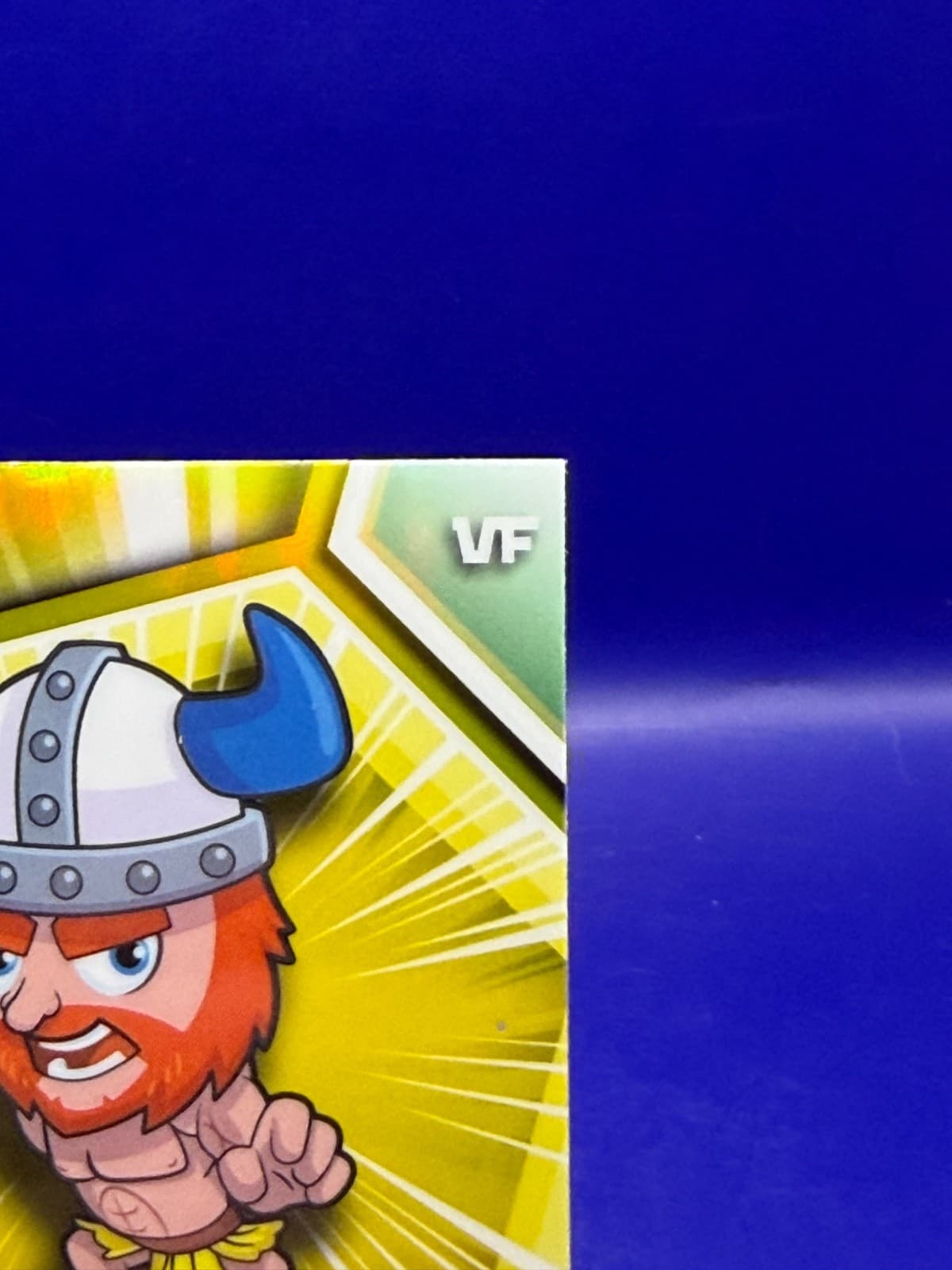 2026 Topps Veefriends VERSATILE VIKING Yellow Refractor VF First Chrome #6 - Thumbnail 4