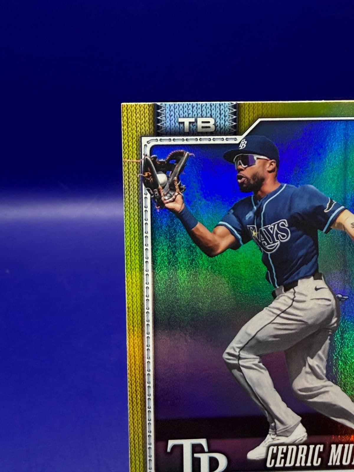 2026 Topps Series 2 Cedric Mullins #690 Yellow Rainbow Foil 001/399 Rays - Thumbnail 3