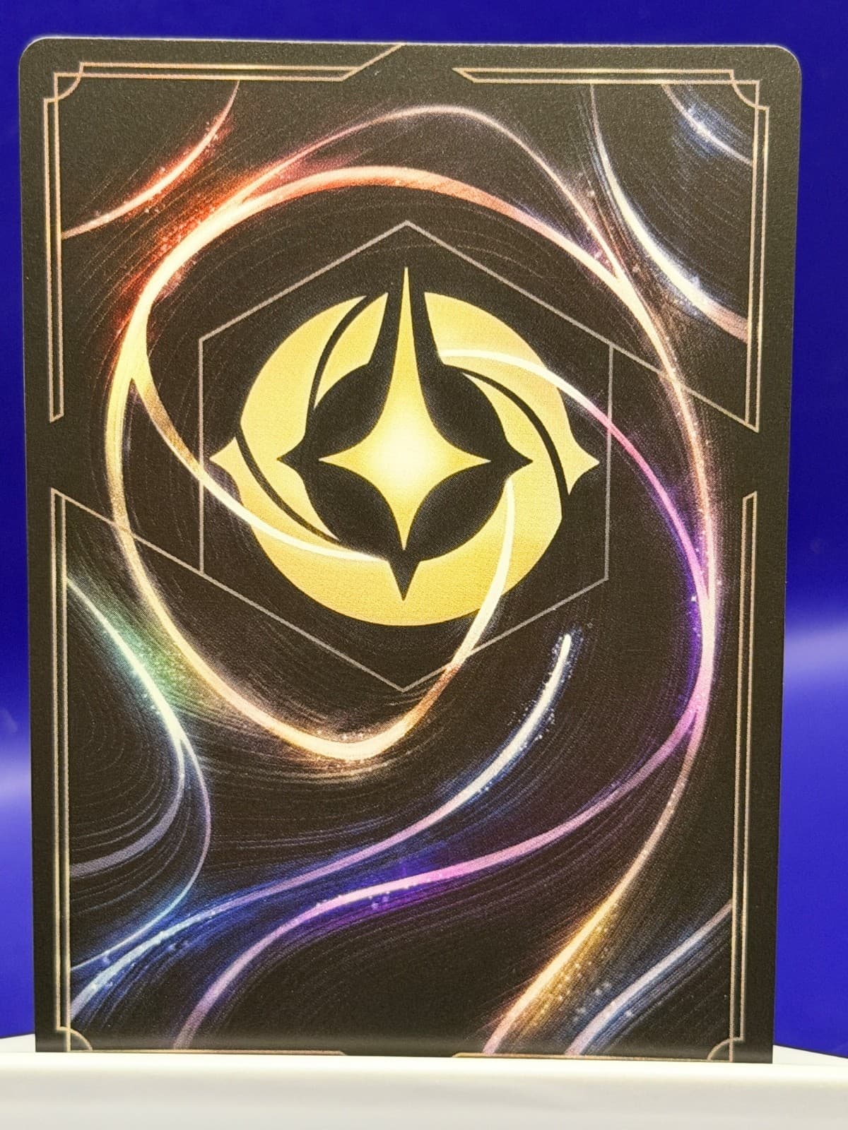 Disney Lorcana Wilds Unknown Edna Mode Fashion Designer Epic Foil 209/204 - Thumbnail 2