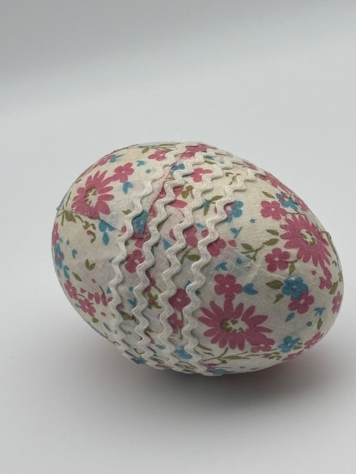 Handmade Fabric Easter Eggs Lot of 4 Floral Spring Bowl Fillers Ornaments - Thumbnail 7