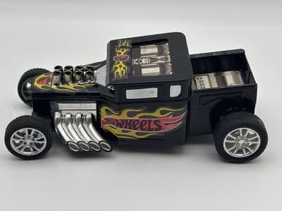 Hot Wheels Bone Shaker 1:64 Diecast Car Black Boulevard Series Real Riders - Thumbnail 2