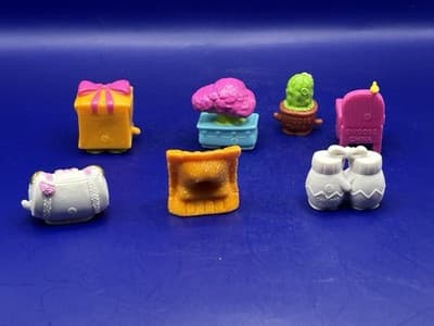 🌈 Shopkins Mini Lot 8 w/ Shop Display Stand& Handbag Harriet Chris P Cracker - Thumbnail 7