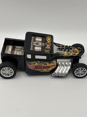 Hot Wheels Bone Shaker 1:64 Diecast Car Black Boulevard Series Real Riders - Thumbnail 4
