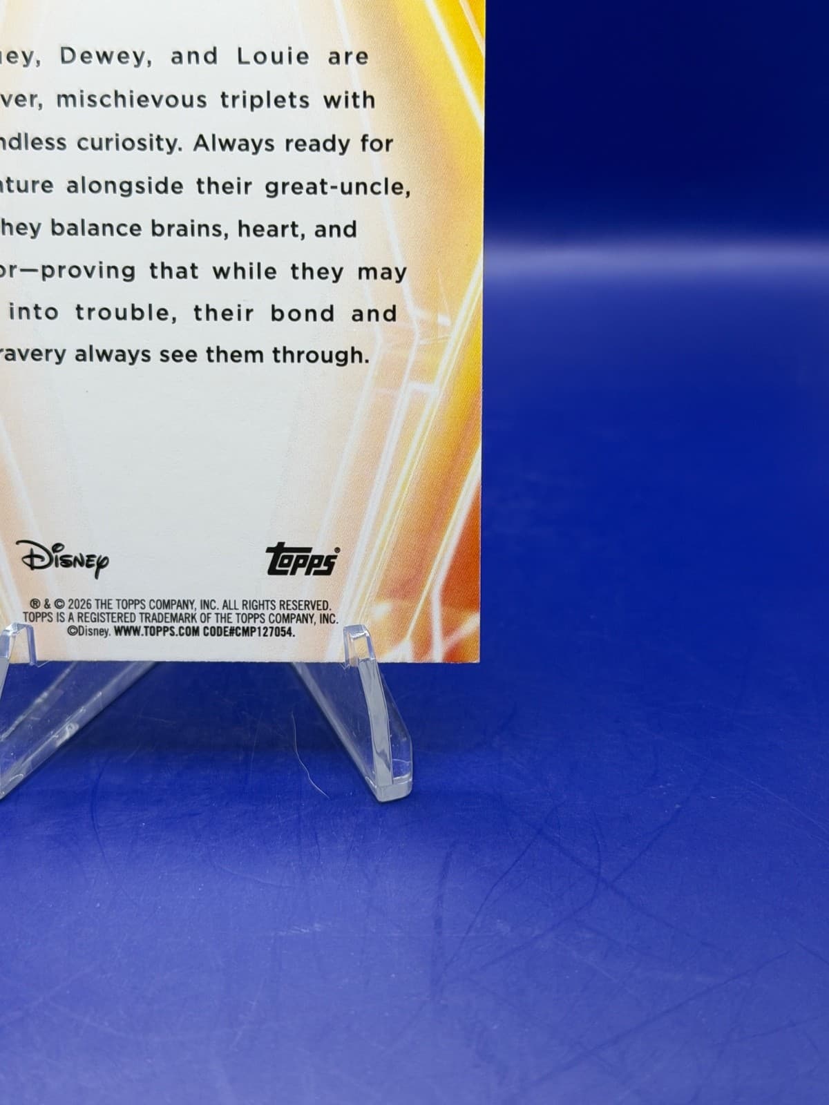2026 Topps Disney Neon Huey #152 Diamante Foil DuckTales Disney NM - Thumbnail 9