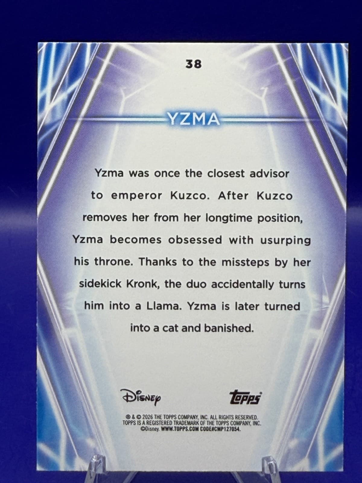2026 Topps Disney Neon Yzma #38 Base Emperors New Groove Disney NM - Thumbnail 2