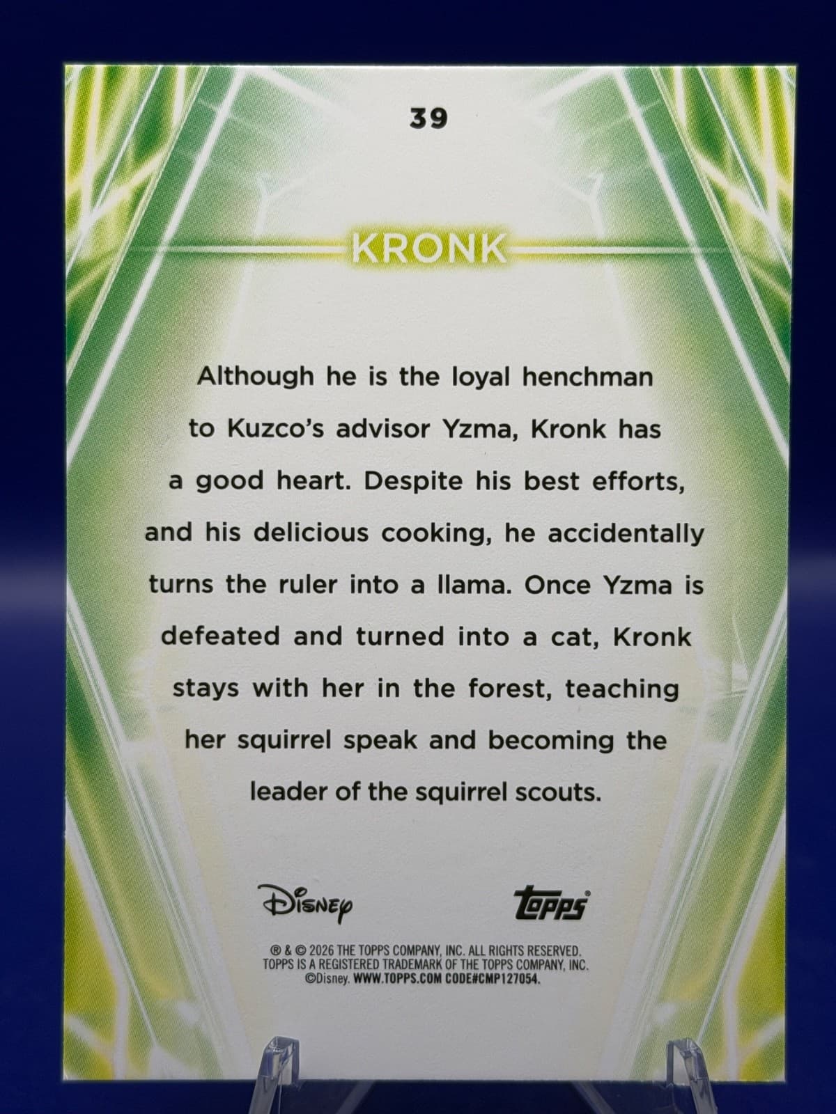 2026 Topps Disney Neon Kronk #39 Base Emperors New Groove Disney NM - Thumbnail 2