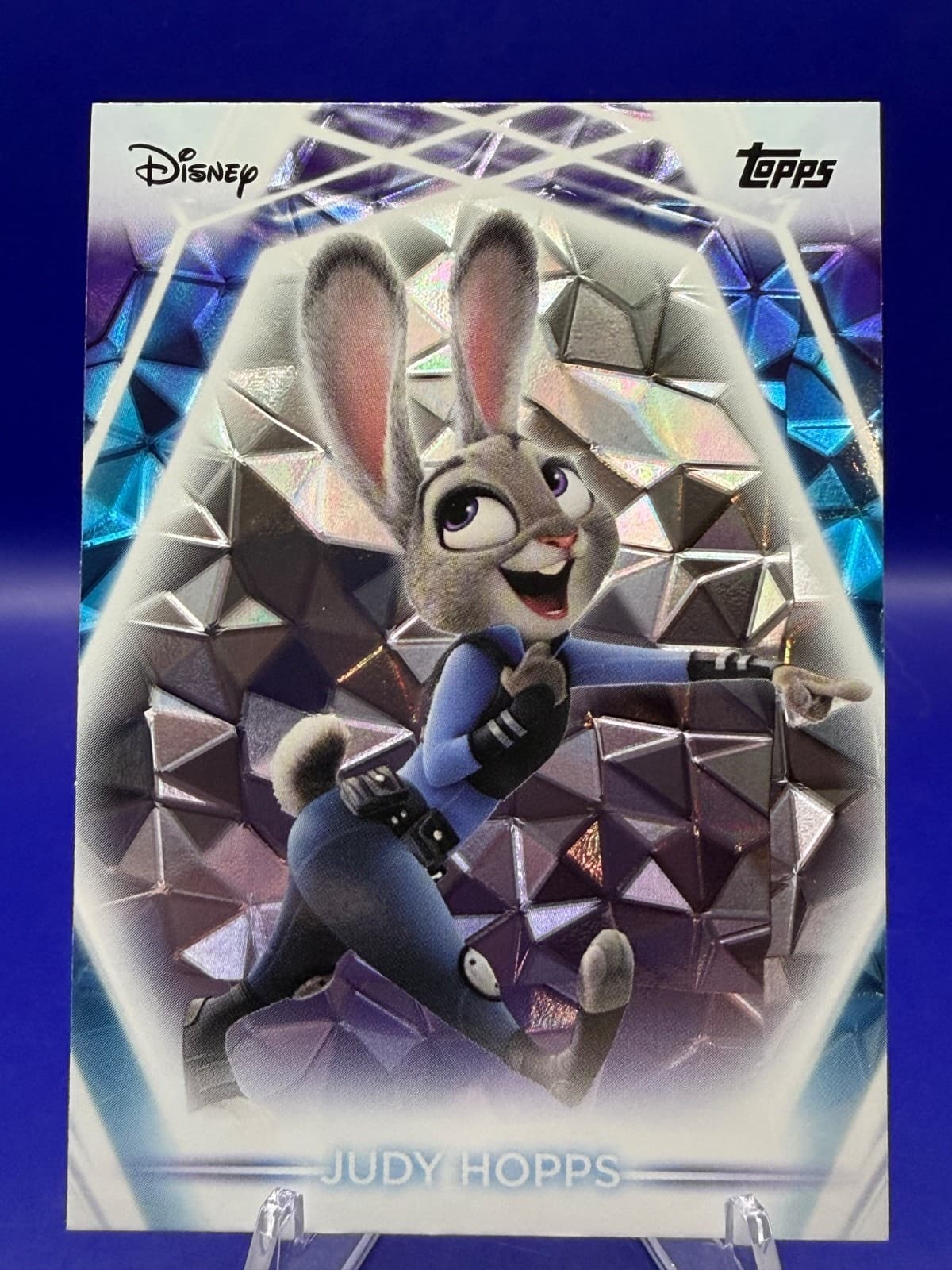 2026 Topps Disney Neon Judy Hopps #62 Diamante Foil Zootopia NM