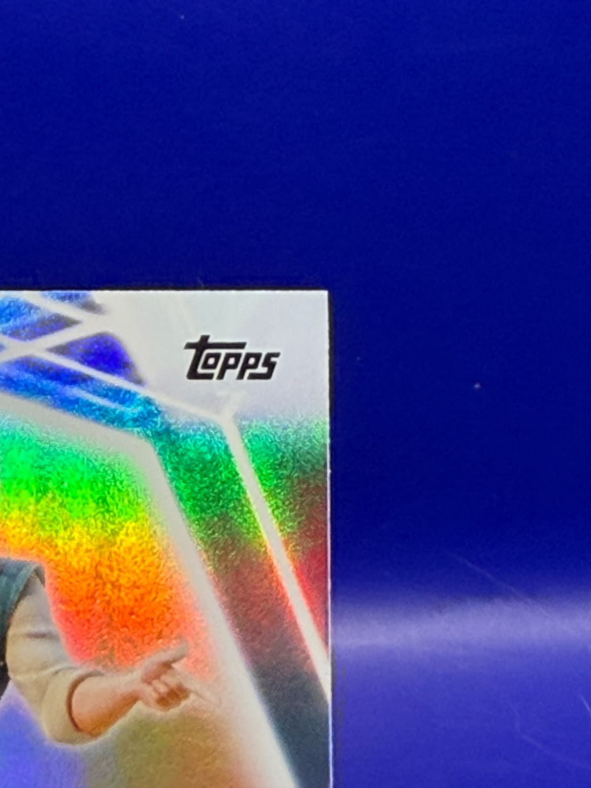2026 Topps Disney Neon Flynn Rider #60 Rainbow Foilboard Tangled NM - Thumbnail 3