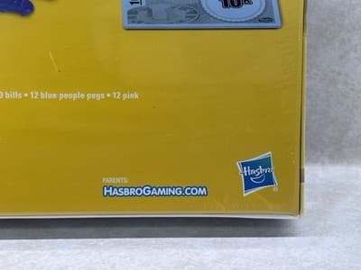 The Game of Life - Rivals Edition Board Game -2 Players battle Hasbro SEALED NEW - Thumbnail 4
