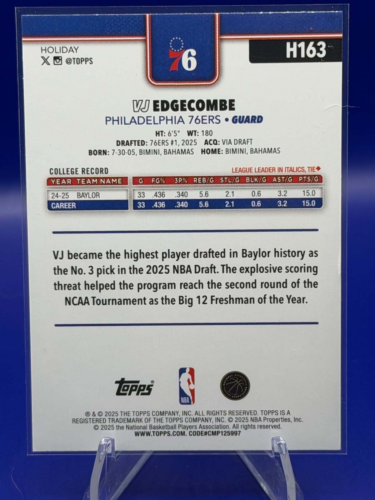 2025-26 Topps Holiday VJ Edgecombe RC #H163 Philadelphia 76ers Basketball NM - Thumbnail 2