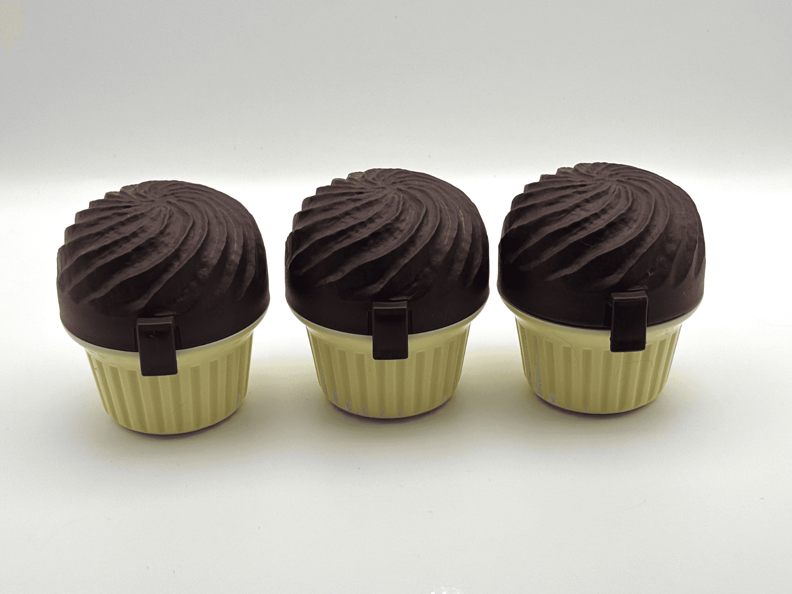 Vintage Range Kleen Go Go Cupcase Cupcake Muffin Holders Set of 3 Brown Yellow - Thumbnail 3