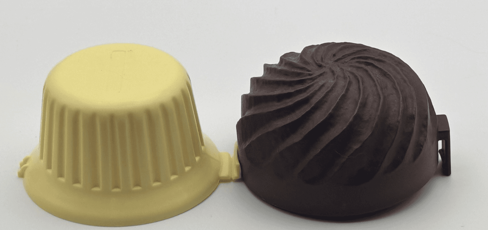 Vintage Range Kleen Go Go Cupcase Cupcake Muffin Holders Set of 3 Brown Yellow - Thumbnail 7