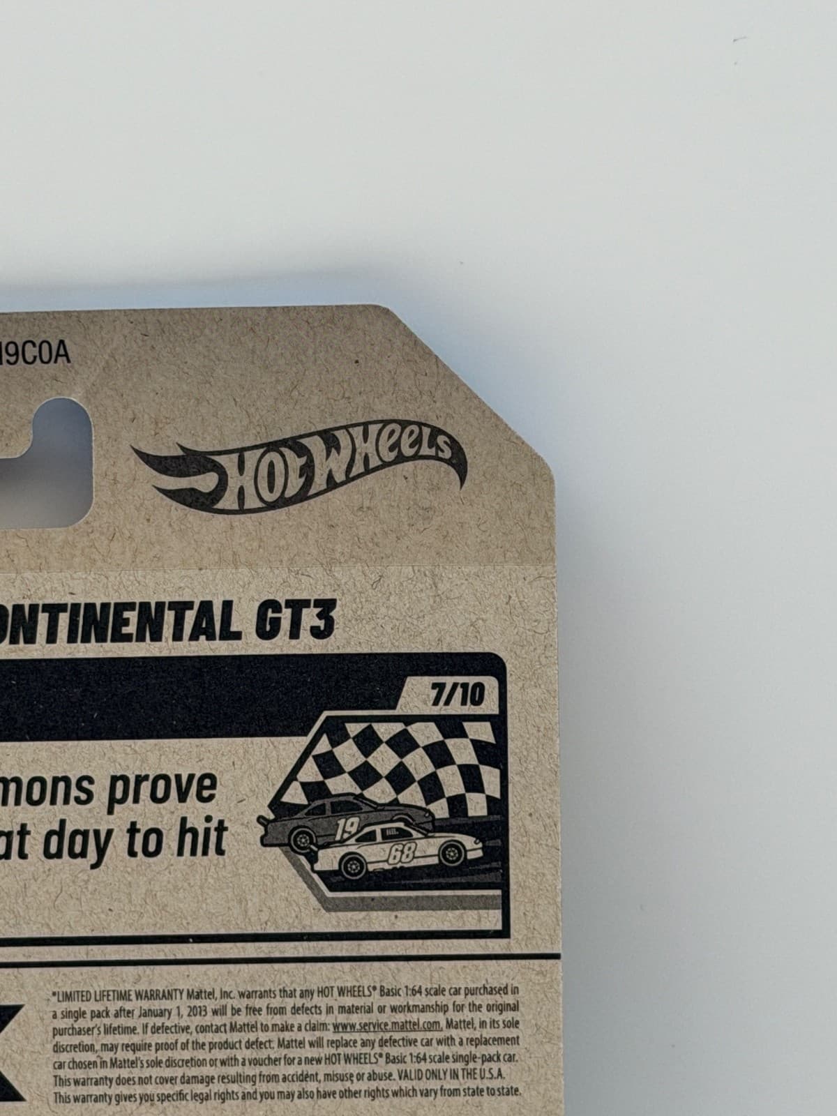 2025 Hot Wheels 2018 Bentley Continental GT3 Gold HW Race Day 1:64 - Thumbnail 9